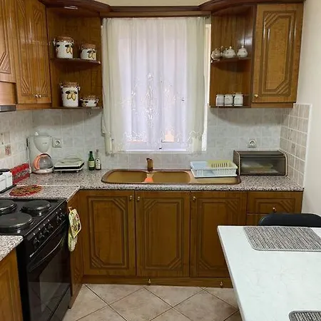 Grandma'S Cozy Apartment Sarande Exterior photo