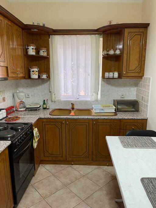 Апартаменты Grandma's Cozy Саранда